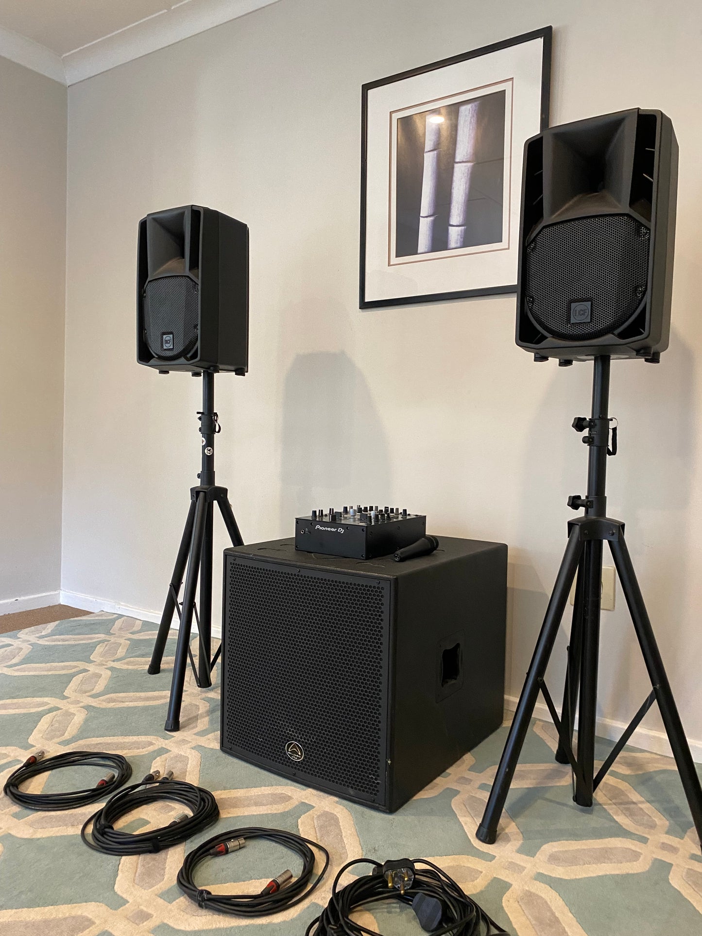 SOUND RENTAL: Clean, deep and punchy sound system for rental